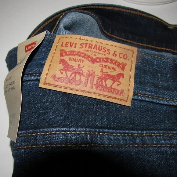 NWT LEVI’S Classic Boot Cut Sculpt Jeans Size 14S - Picture 9 of 12